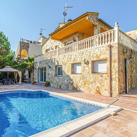 Stunning Home In Palafolls Bagian luar foto