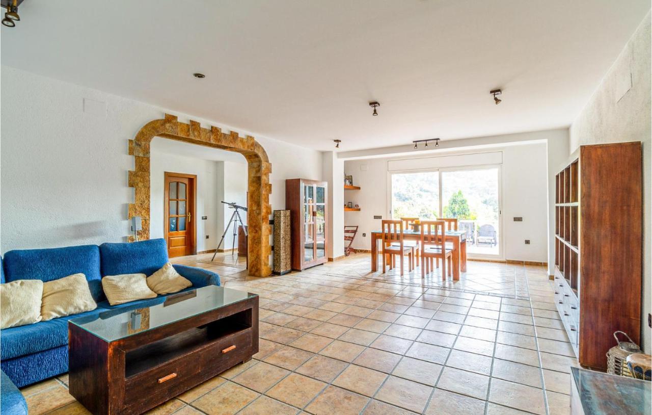 Stunning Home In Palafolls Bagian luar foto